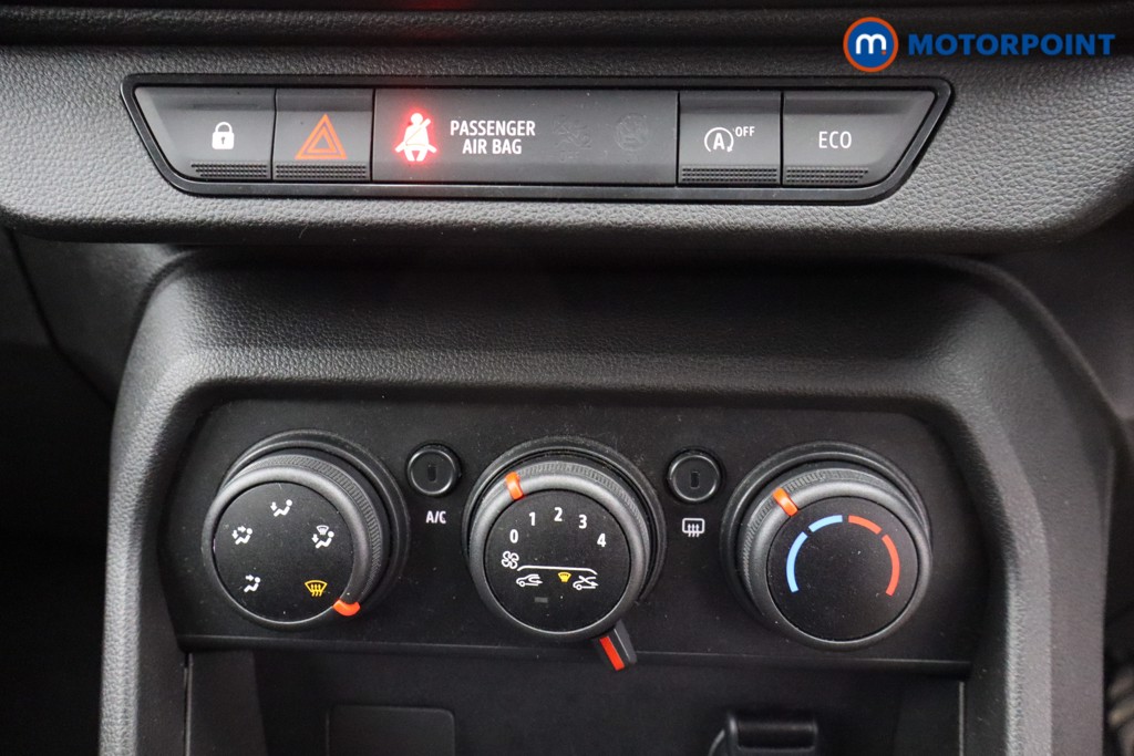 Dacia Sandero Stepway Expression Manual Petrol Hatchback - Stock Number (1641201) - 8th supplementary image