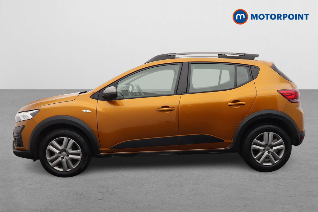 Dacia Sandero Stepway Expression Manual Petrol Hatchback - Stock Number (1641201) - Passenger side