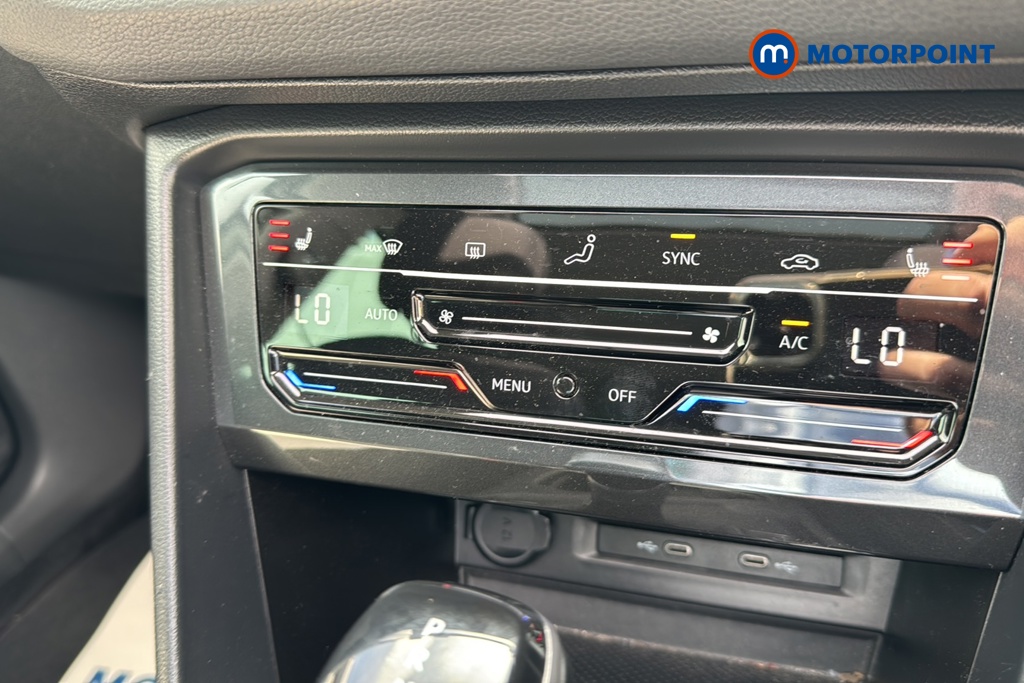 Volkswagen Tiguan Elegance Automatic Petrol SUV - Stock Number (1641322) - 14th supplementary image