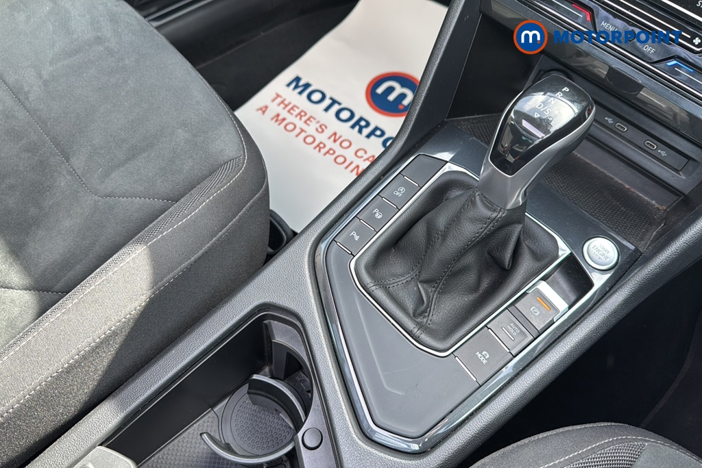 Volkswagen Tiguan Elegance Automatic Petrol SUV - Stock Number (1641322) - 15th supplementary image