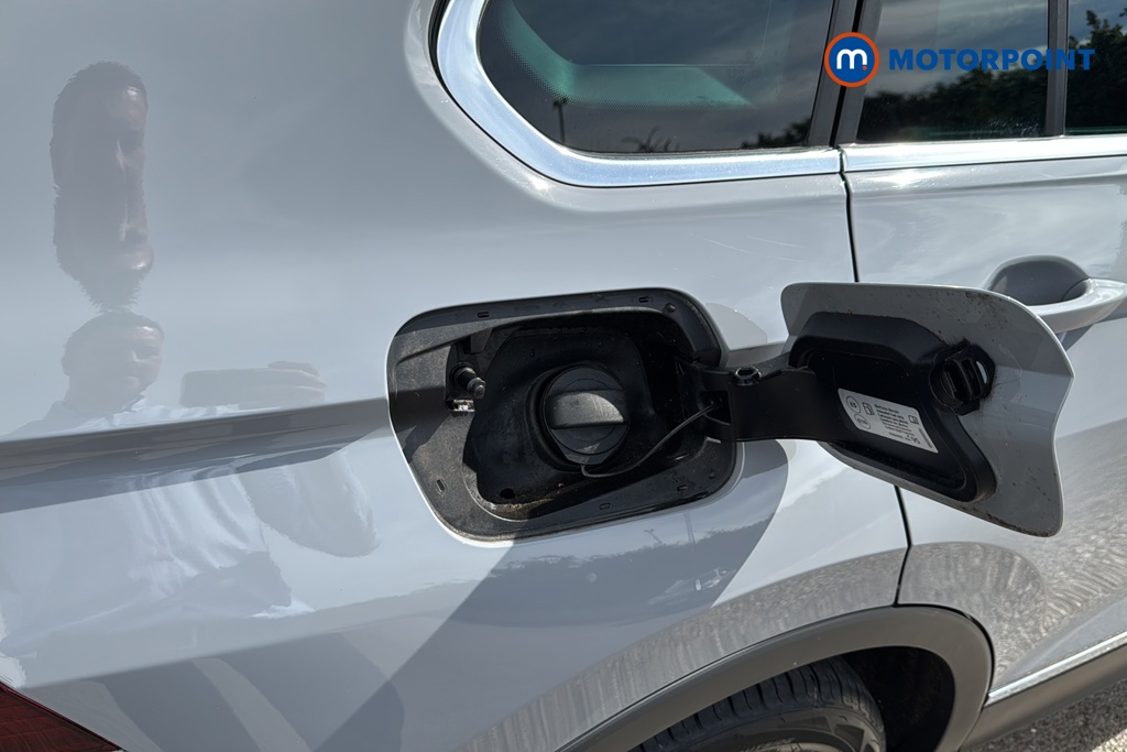 Volkswagen Tiguan Elegance Automatic Petrol SUV - Stock Number (1641322) - 41st supplementary image