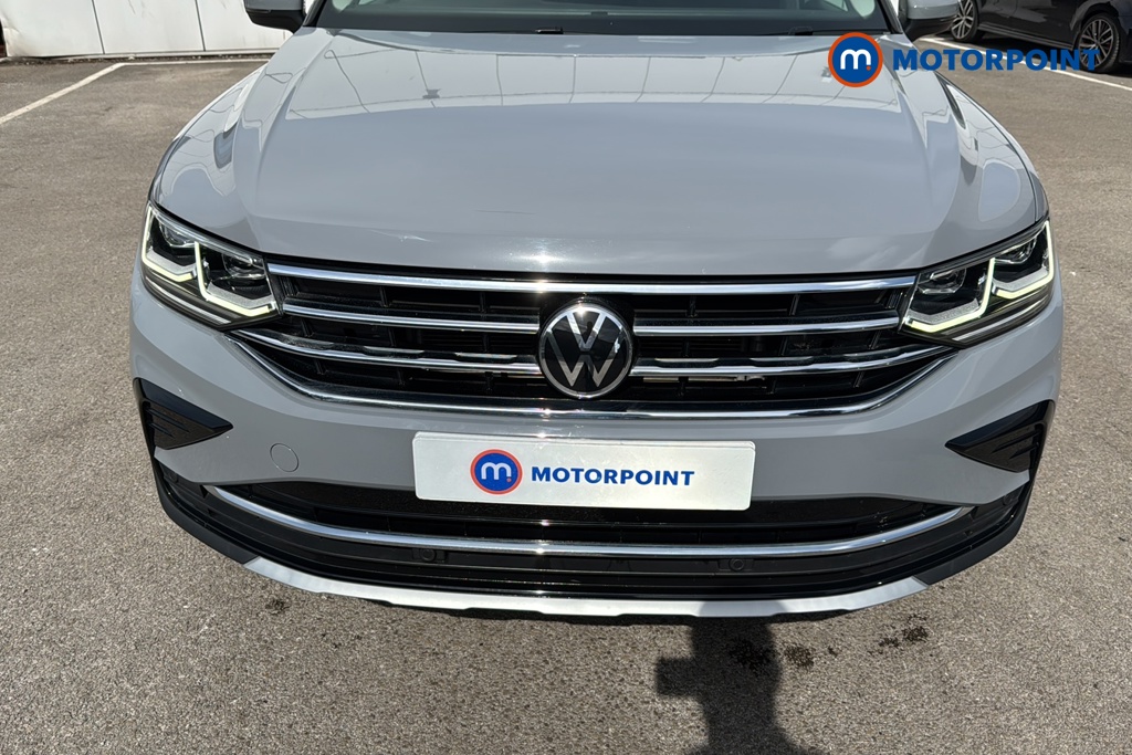 Volkswagen Tiguan Elegance Automatic Petrol SUV - Stock Number (1641322) - 43rd supplementary image