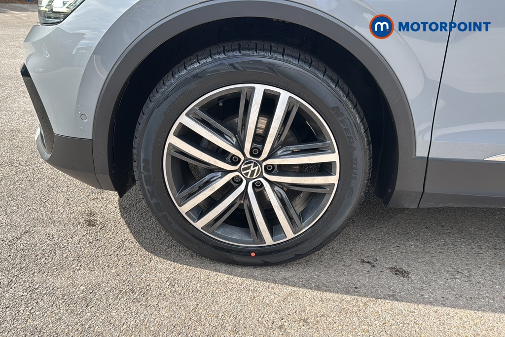 Volkswagen Tiguan Elegance Automatic Petrol SUV - Stock Number (1641322) - 44th supplementary image