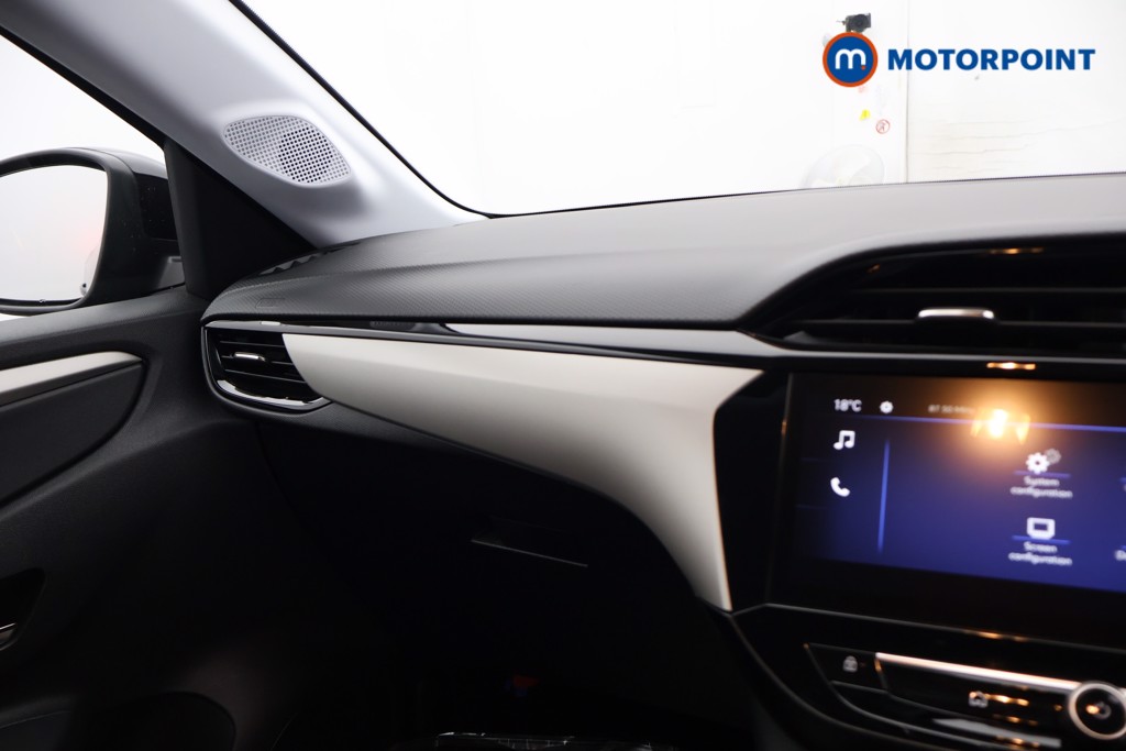 Vauxhall Corsa Design Automatic Petrol Hatchback - Stock Number (1642112) - 9th supplementary image