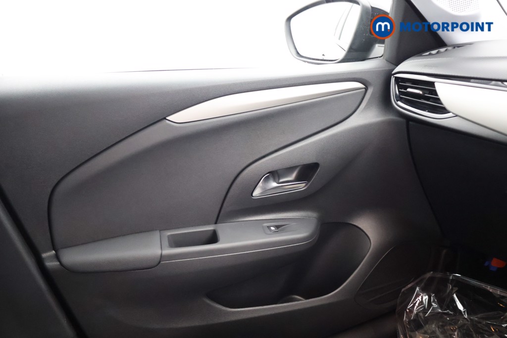 Vauxhall Corsa Design Automatic Petrol Hatchback - Stock Number (1642112) - 10th supplementary image