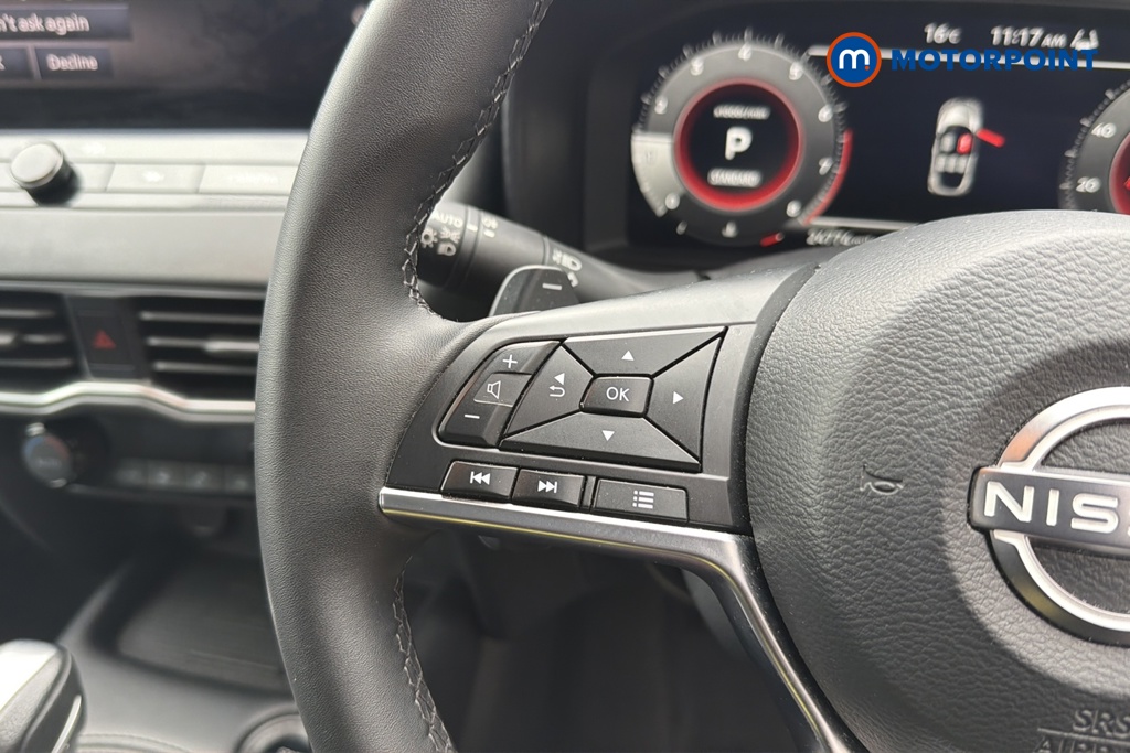 Nissan Juke N-Connecta Automatic Petrol SUV - Stock Number (1642439) - 4th supplementary image