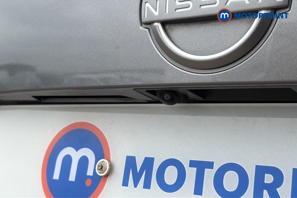 Nissan Juke N-Connecta Automatic Petrol SUV - Stock Number (1642439) - 37th supplementary image