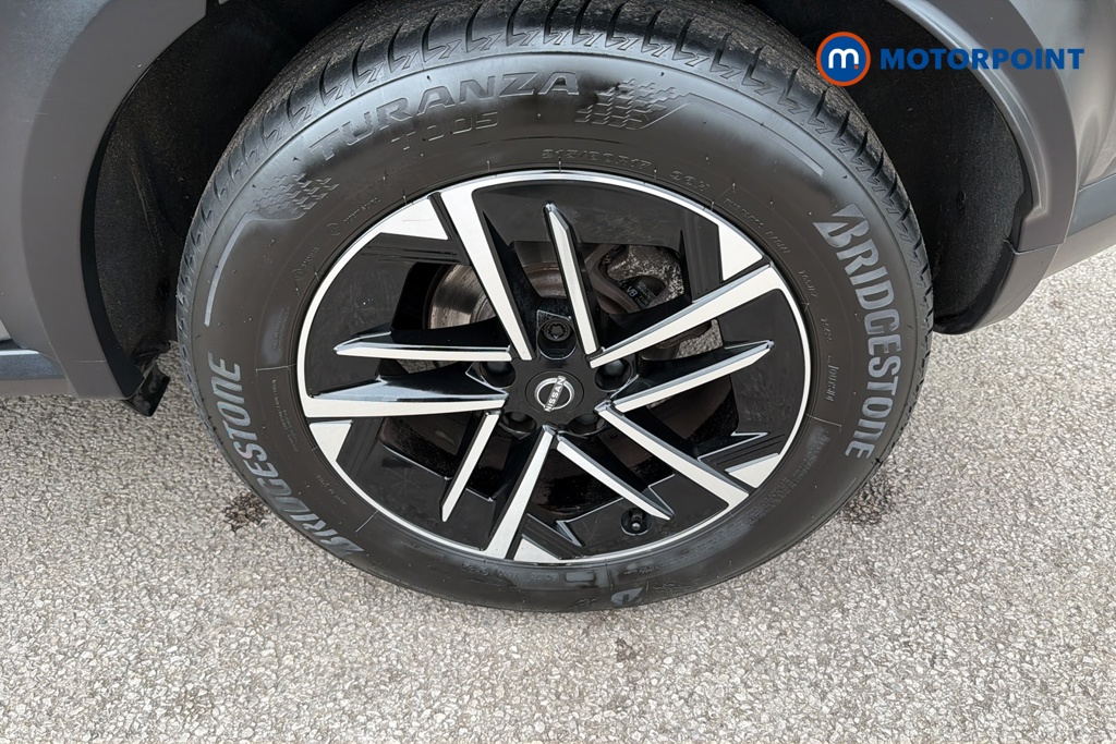 Nissan Juke N-Connecta Automatic Petrol SUV - Stock Number (1642439) - 45th supplementary image