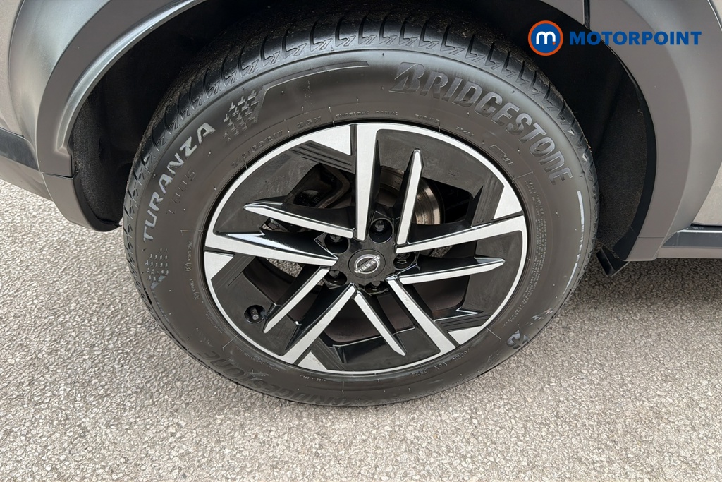 Nissan Juke N-Connecta Automatic Petrol SUV - Stock Number (1642439) - 46th supplementary image