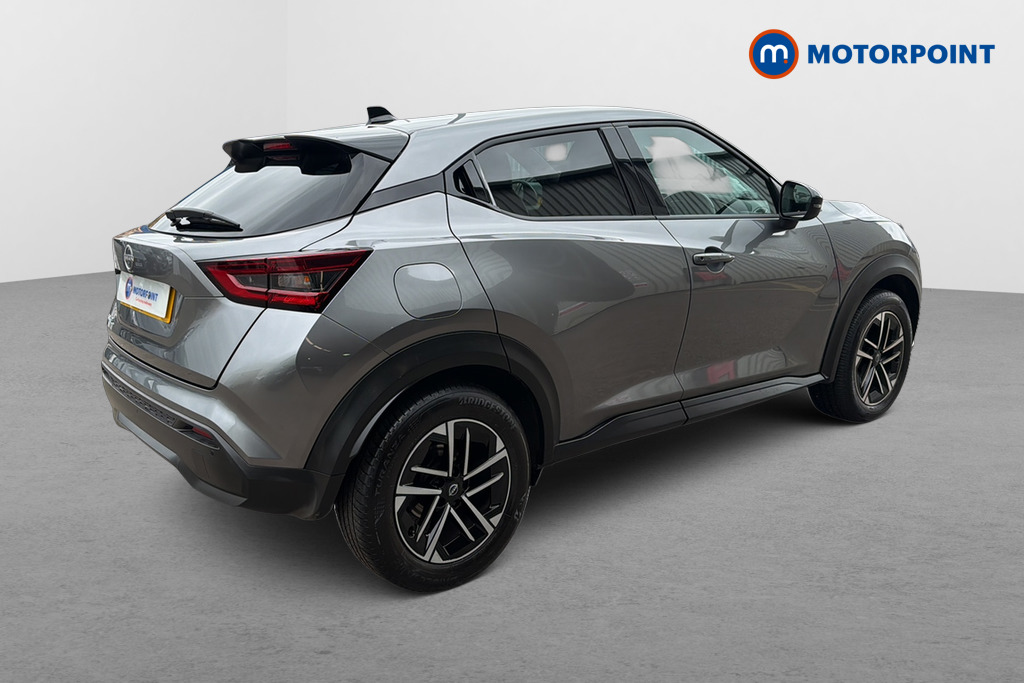 Nissan Juke N-Connecta Automatic Petrol SUV - Stock Number (1642439) - Passenger side rear corner