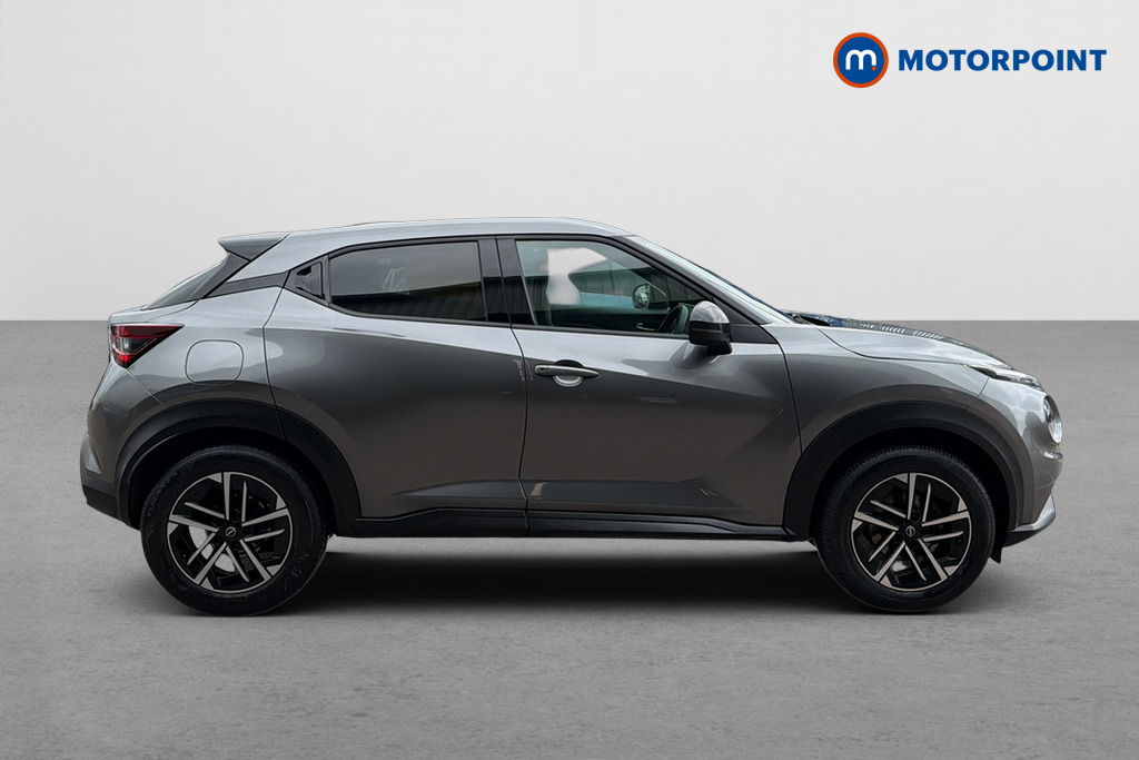 Nissan Juke N-Connecta Automatic Petrol SUV - Stock Number (1642439) - Passenger side