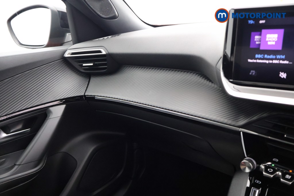 Peugeot 2008 Allure Manual Petrol SUV - Stock Number (1642547) - 9th supplementary image