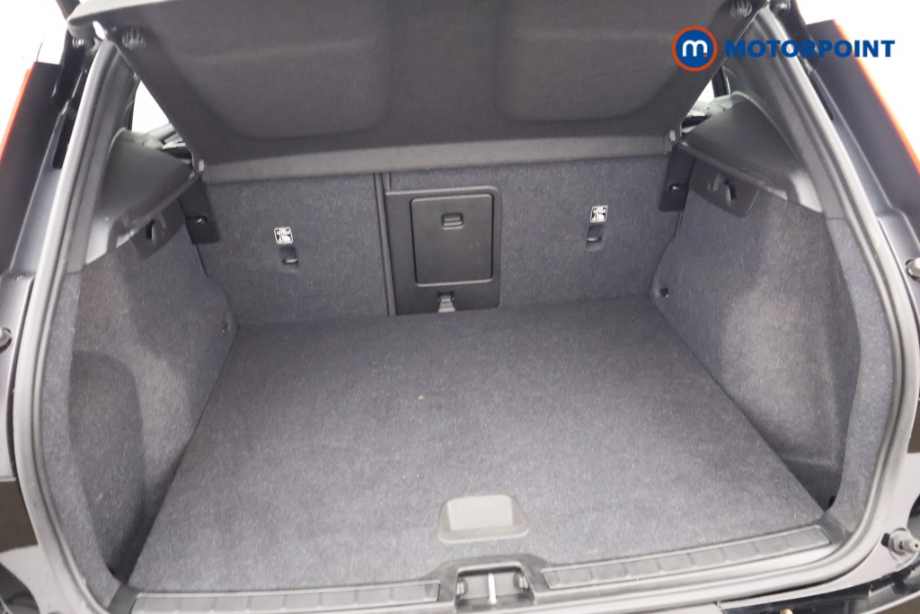 Volvo Xc40 Core Automatic Electric SUV - Stock Number (1642550) - 19th supplementary image