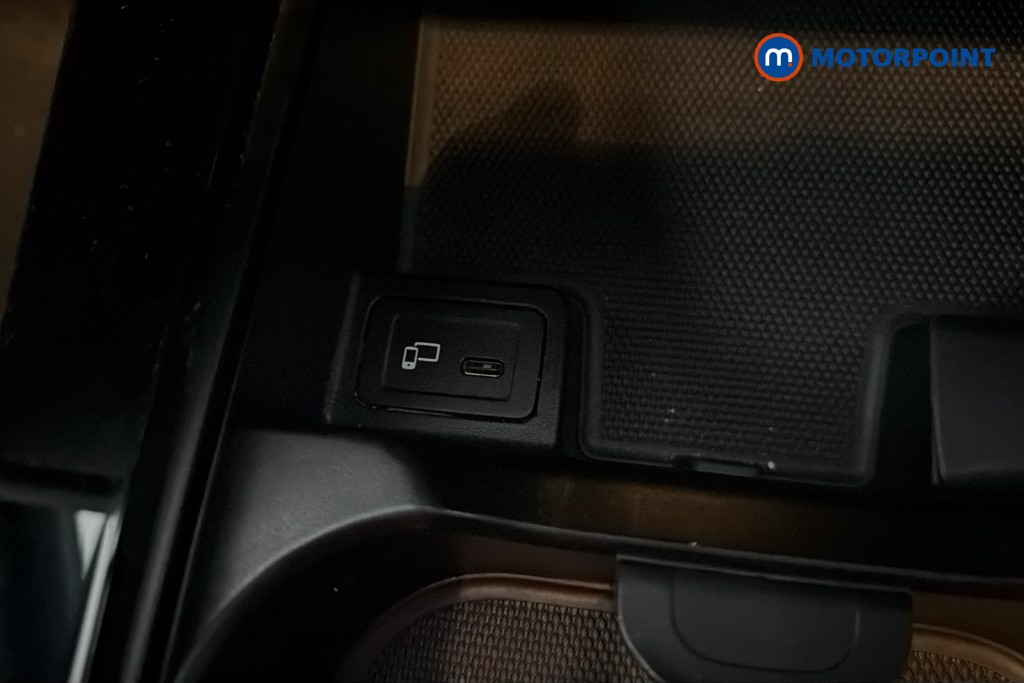 Mercedes-Benz CLA Amg Line Automatic Petrol Coupe - Stock Number (1642793) - 17th supplementary image