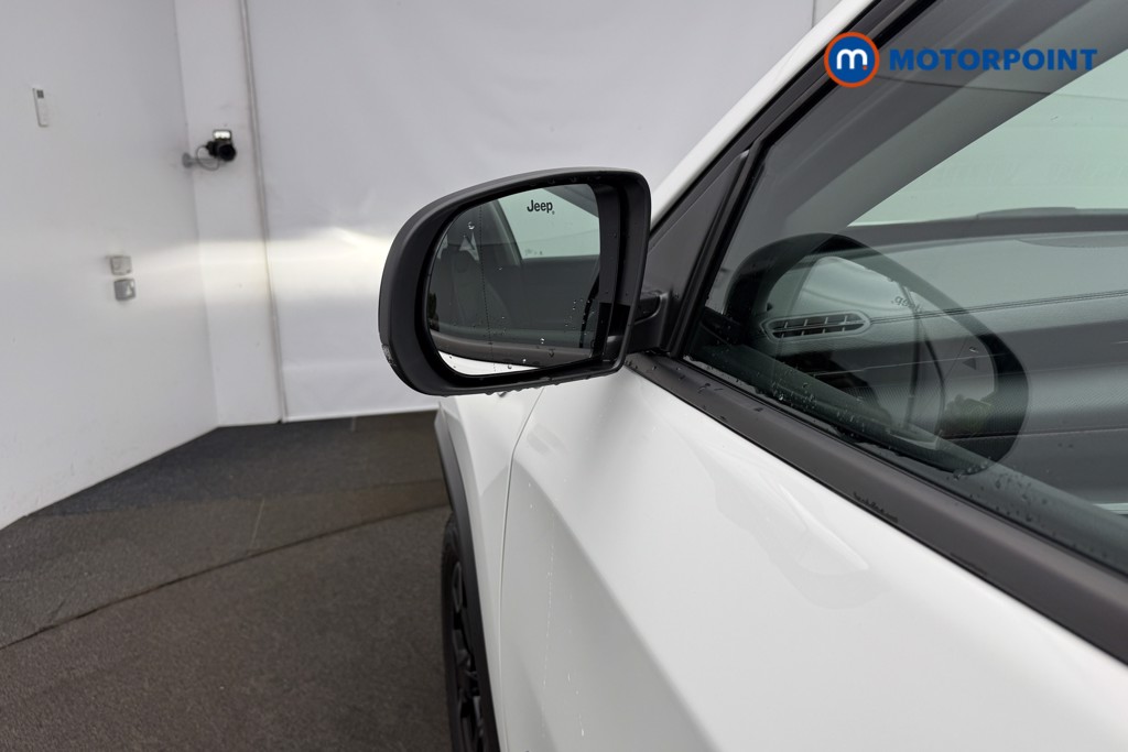 Jeep Compass Trailhawk Automatic Petrol Plug-In Hybrid SUV - Stock Number (1642797) - 32nd supplementary image
