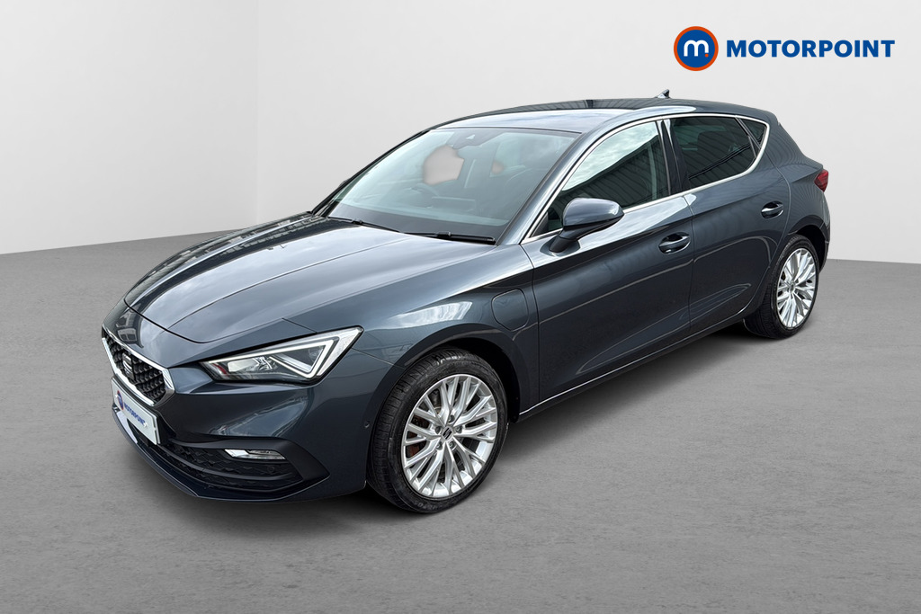 Seat Leon Xcellence Automatic Petrol Plug-In Hybrid Hatchback - Stock Number (1643176) - Passenger side front corner