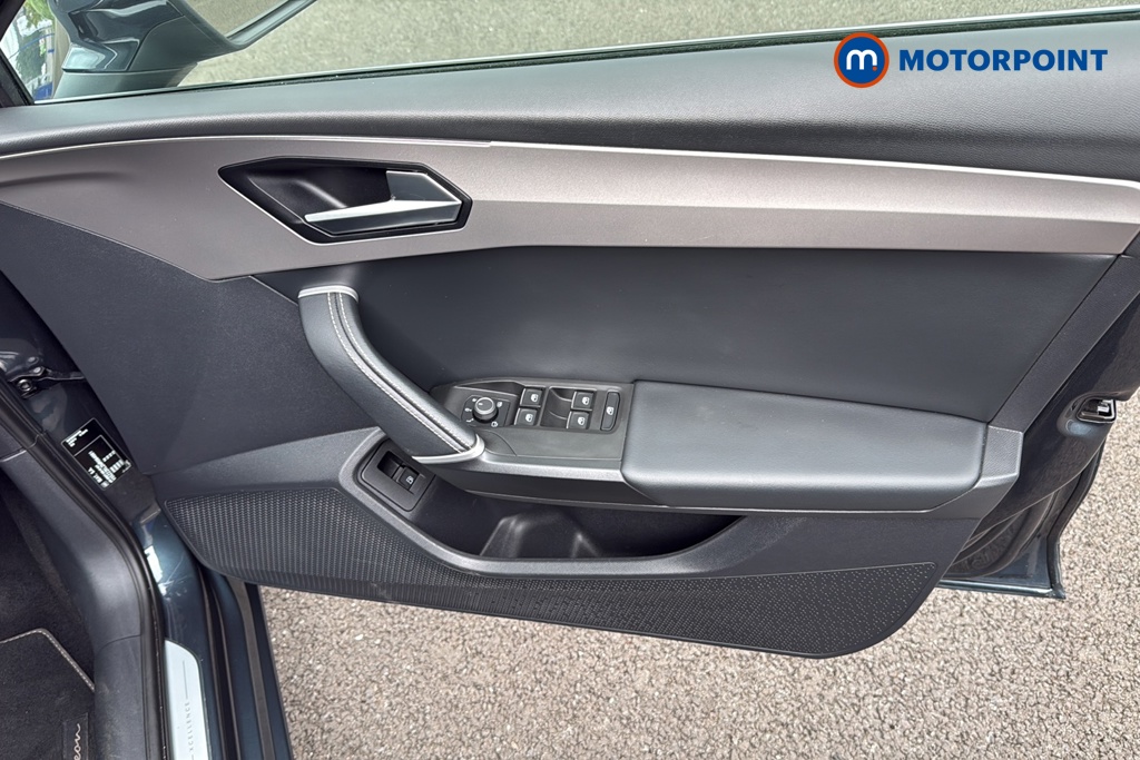 Seat Leon Xcellence Automatic Petrol Plug-In Hybrid Hatchback - Stock Number (1643176) - 18th supplementary image