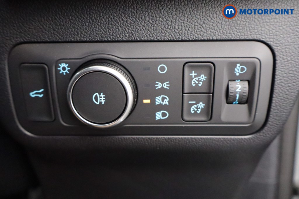 Ford Kuga St-Line Automatic Petrol-Electric Hybrid SUV - Stock Number (1643229) - 14th supplementary image
