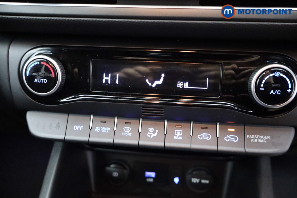 Hyundai Kona Premium Automatic Petrol-Electric Hybrid SUV - Stock Number (1643290) - 9th supplementary image