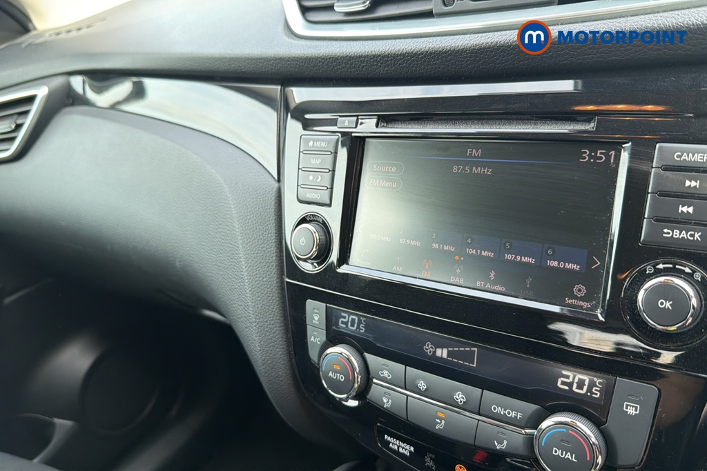 Nissan Qashqai Acenta Premium Manual Petrol SUV - Stock Number (1643337) - 8th supplementary image