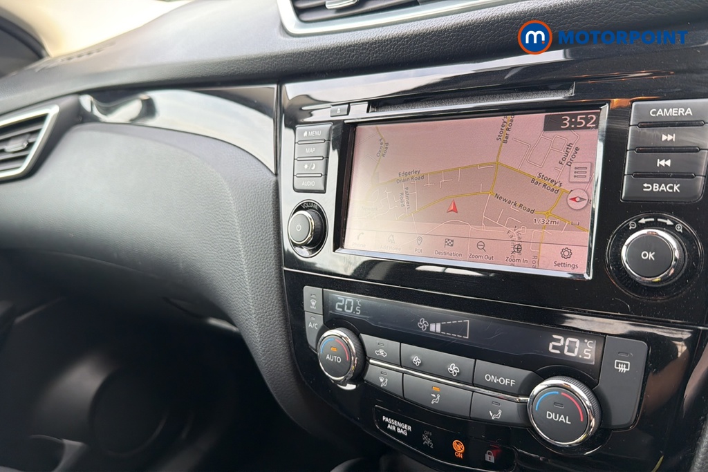 Nissan Qashqai Acenta Premium Manual Petrol SUV - Stock Number (1643337) - 9th supplementary image