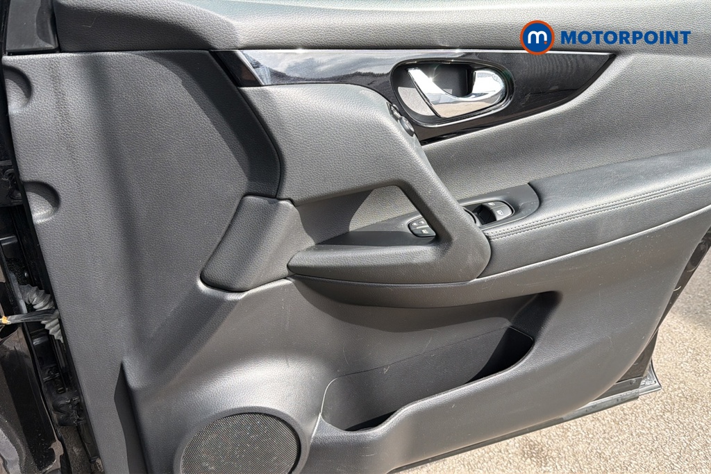 Nissan Qashqai Acenta Premium Manual Petrol SUV - Stock Number (1643337) - 18th supplementary image