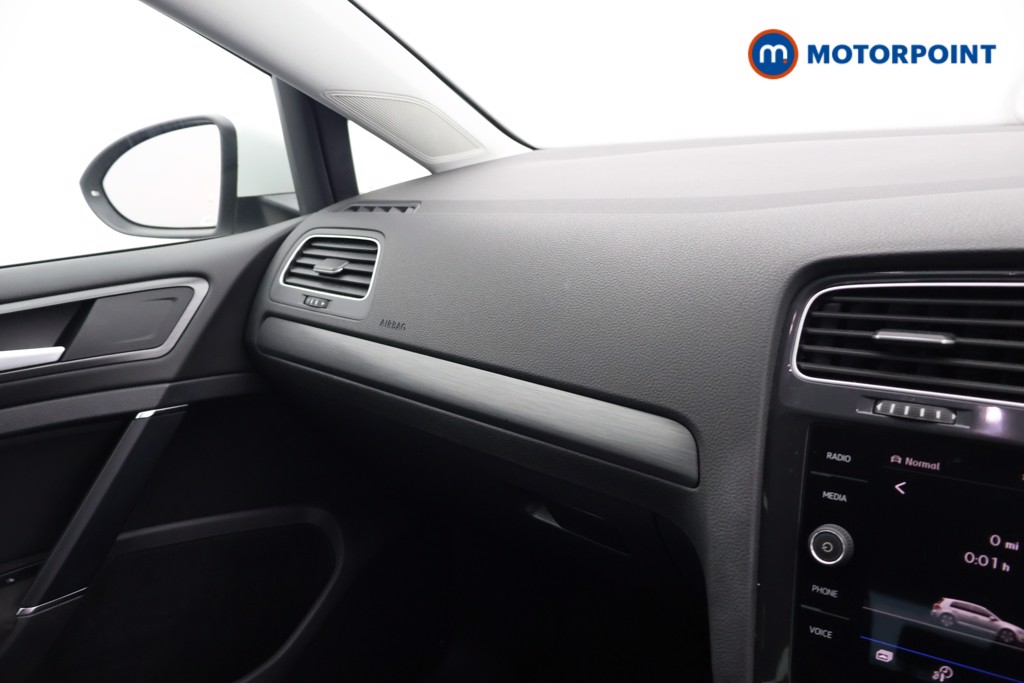 Volkswagen Golf E-Golf Automatic Electric Hatchback - Stock Number (1643543) - 9th supplementary image