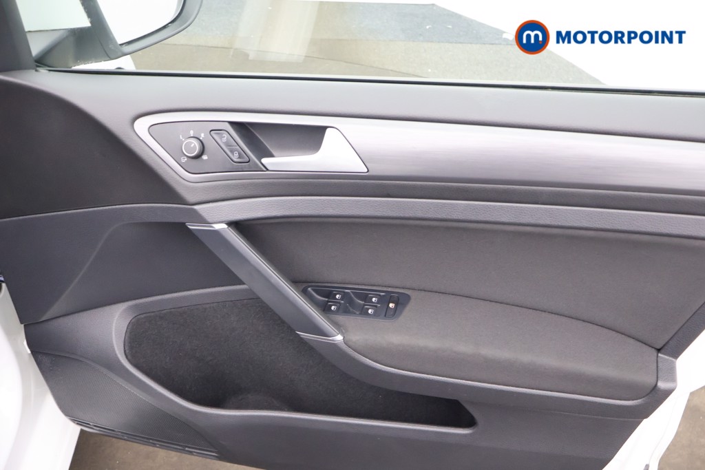 Volkswagen Golf E-Golf Automatic Electric Hatchback - Stock Number (1643543) - 11th supplementary image