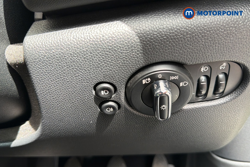 Mini Hatchback Cooper Classic Manual Petrol Hatchback - Stock Number (1643551) - 11th supplementary image