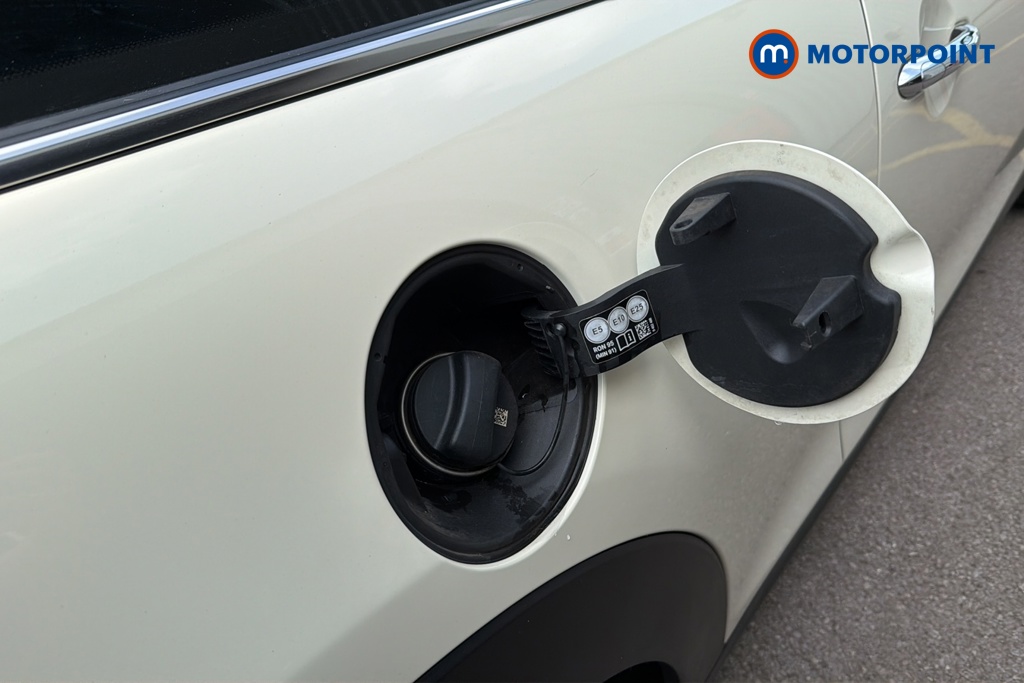 Mini Hatchback Cooper Classic Manual Petrol Hatchback - Stock Number (1643551) - 41st supplementary image
