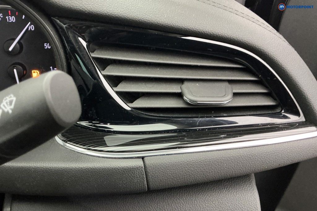 Vauxhall Insignia Elite Manual Petrol Hatchback - Stock Number (1643640) - 17th supplementary image