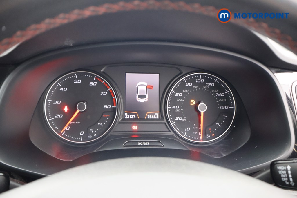 Seat Leon FR Manual Petrol Hatchback - Stock Number (1643691) - 4th supplementary image