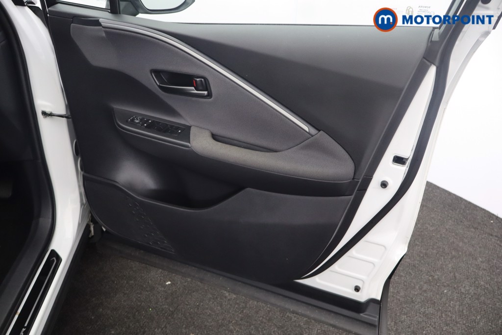 Toyota C-Hr Design Automatic Petrol-Electric Hybrid SUV - Stock Number (1644080) - 14th supplementary image