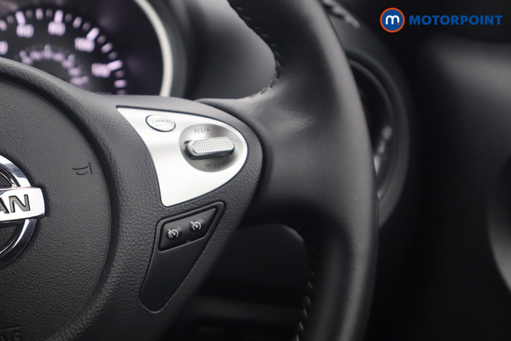 Nissan Juke Tekna Manual Petrol SUV - Stock Number (1644218) - 9th supplementary image