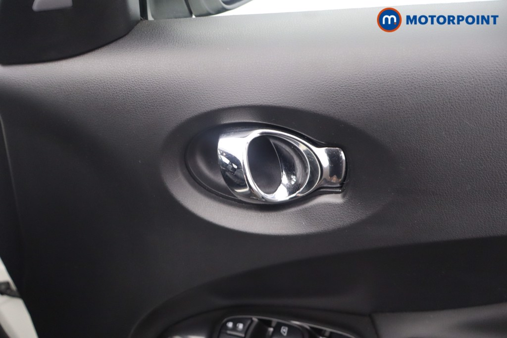 Nissan Juke Tekna Manual Petrol SUV - Stock Number (1644218) - 16th supplementary image