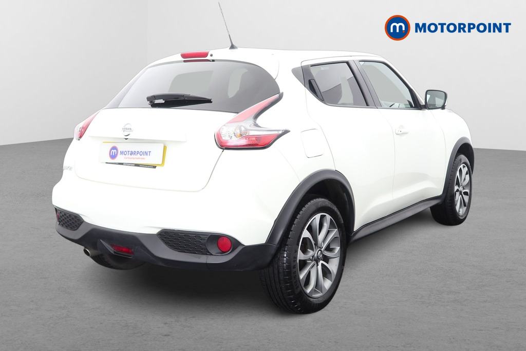 Nissan Juke Tekna Manual Petrol SUV - Stock Number (1644218) - Drivers side rear corner