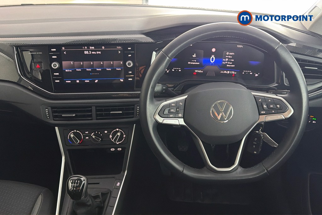 Volkswagen Polo Life Manual Petrol Hatchback - Stock Number (1644277) - 2nd supplementary image