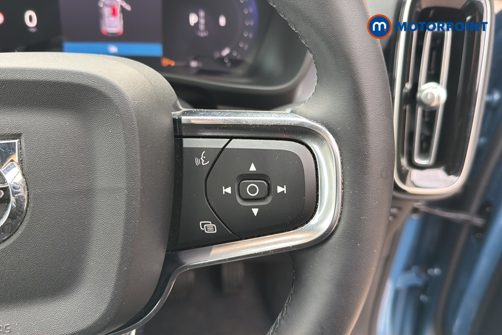 Volvo Xc40 Plus Automatic Petrol SUV - Stock Number (1644381) - 3rd supplementary image