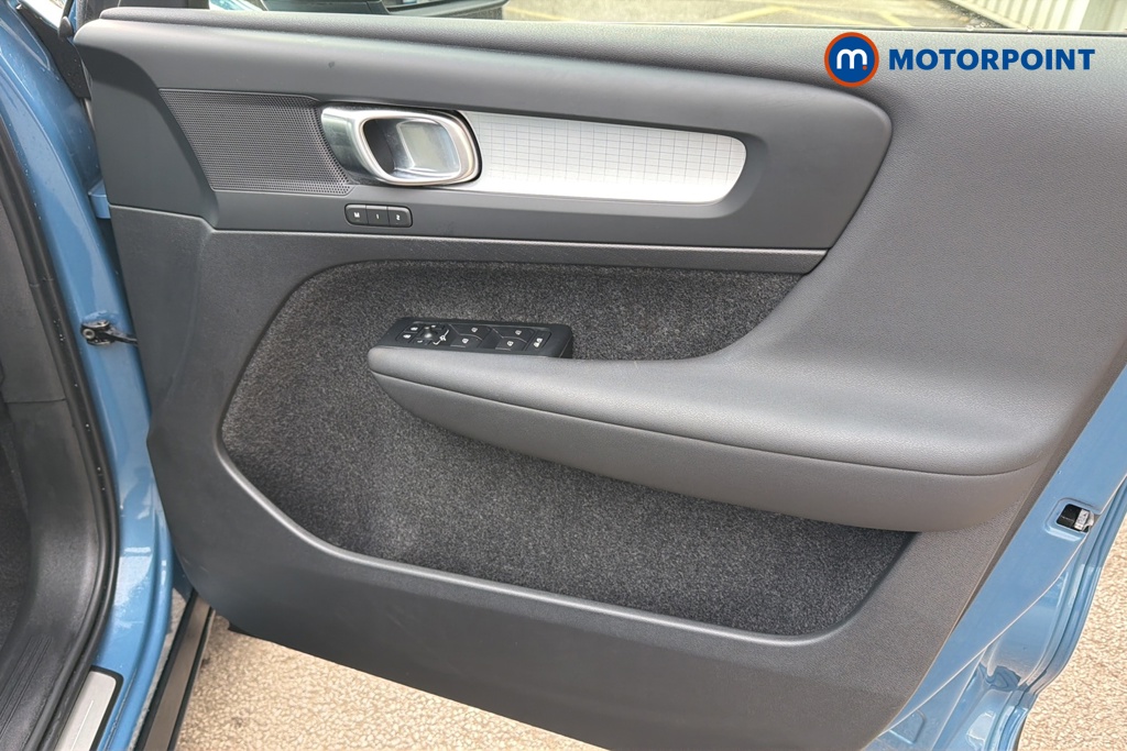 Volvo Xc40 Plus Automatic Petrol SUV - Stock Number (1644381) - 18th supplementary image