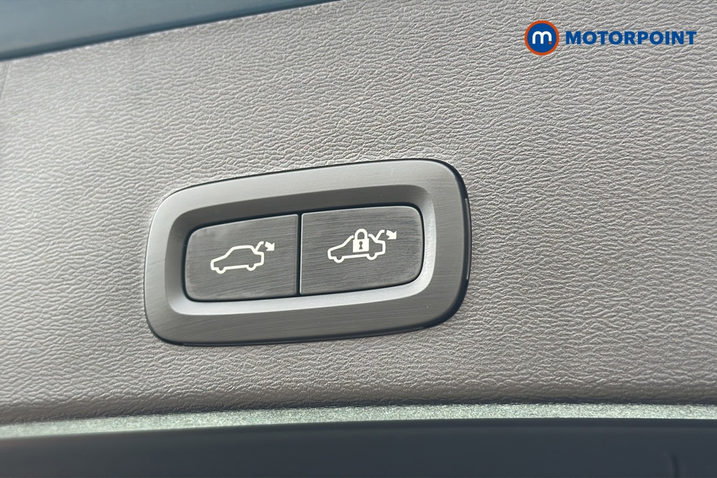 Volvo Xc40 Plus Automatic Petrol SUV - Stock Number (1644381) - 35th supplementary image