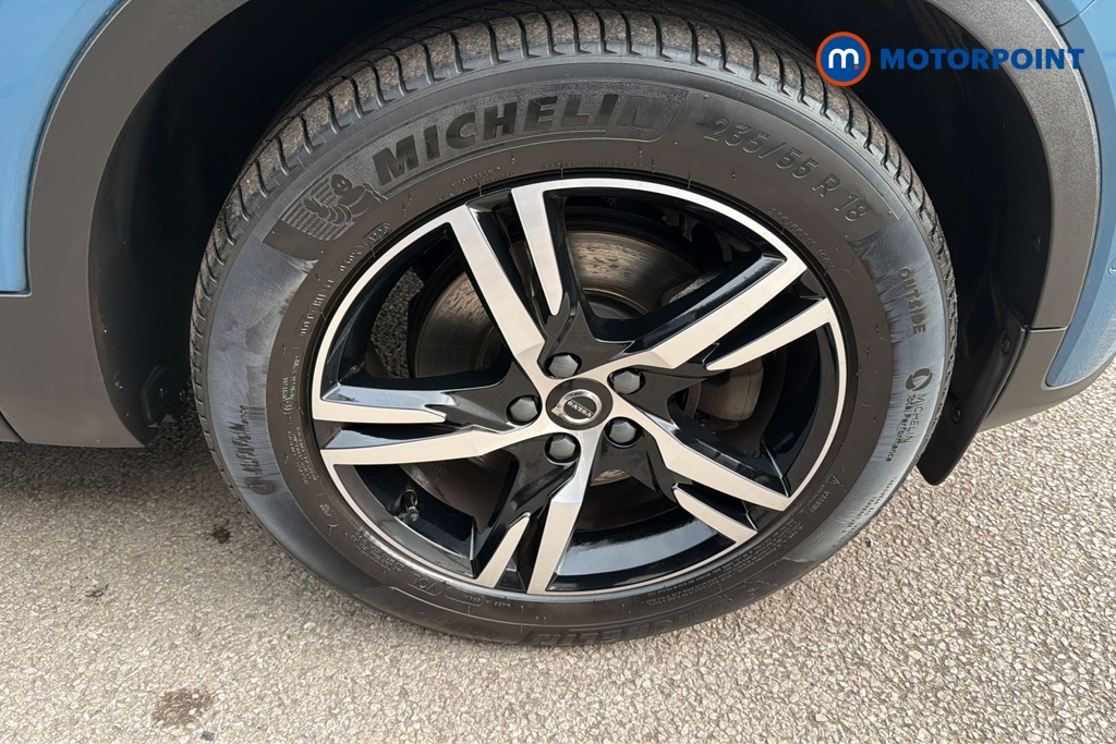 Volvo Xc40 Plus Automatic Petrol SUV - Stock Number (1644381) - 47th supplementary image