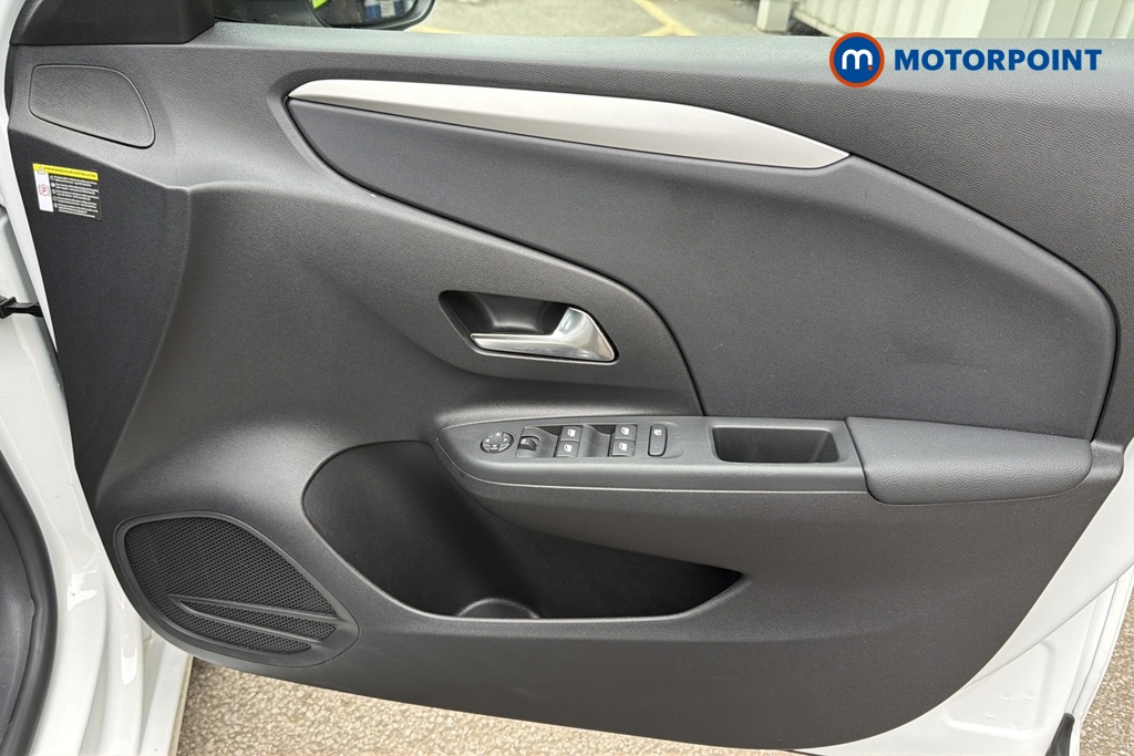 Vauxhall Corsa Design Automatic Petrol Hatchback - Stock Number (1644403) - 18th supplementary image