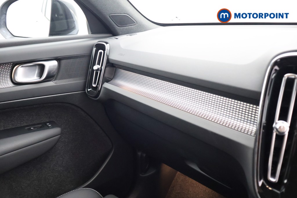 Volvo Xc40 Plus Automatic Petrol SUV - Stock Number (1644413) - 9th supplementary image
