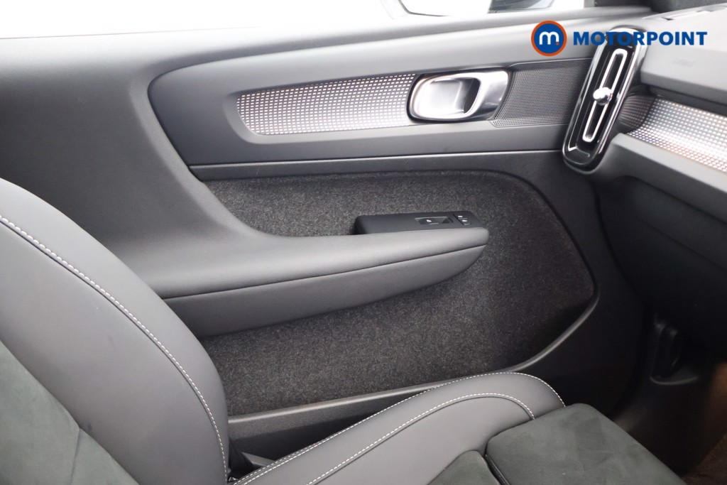 Volvo Xc40 Plus Automatic Petrol SUV - Stock Number (1644413) - 10th supplementary image