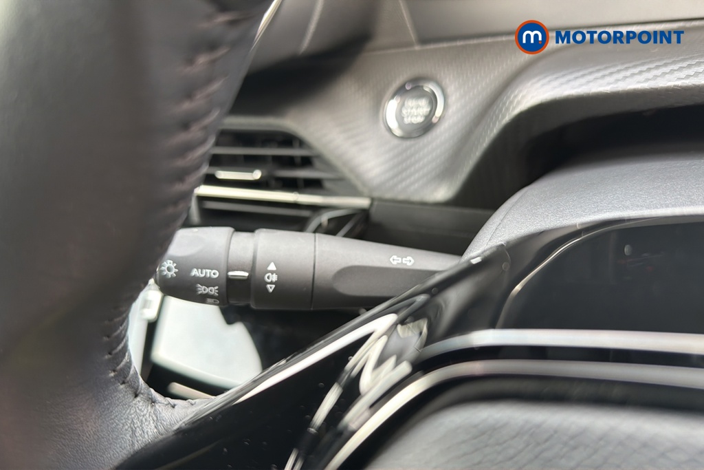 Peugeot 2008 Allure Manual Petrol SUV - Stock Number (1644490) - 5th supplementary image