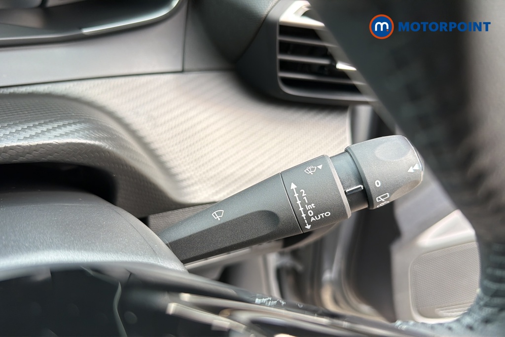 Peugeot 2008 Allure Manual Petrol SUV - Stock Number (1644490) - 6th supplementary image