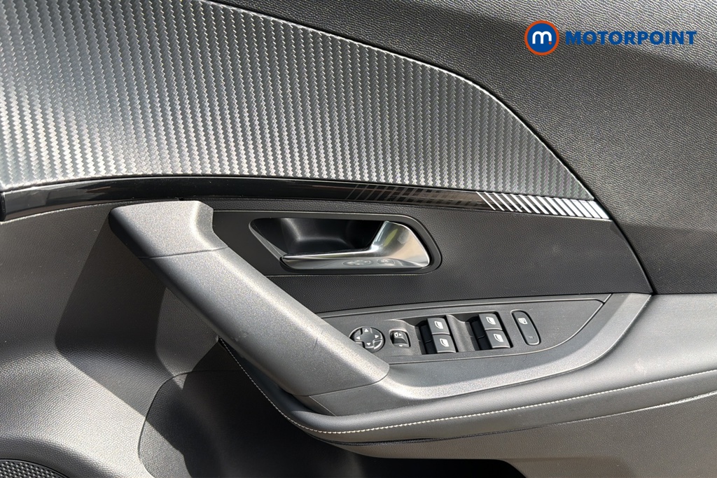 Peugeot 2008 Allure Manual Petrol SUV - Stock Number (1644490) - 19th supplementary image