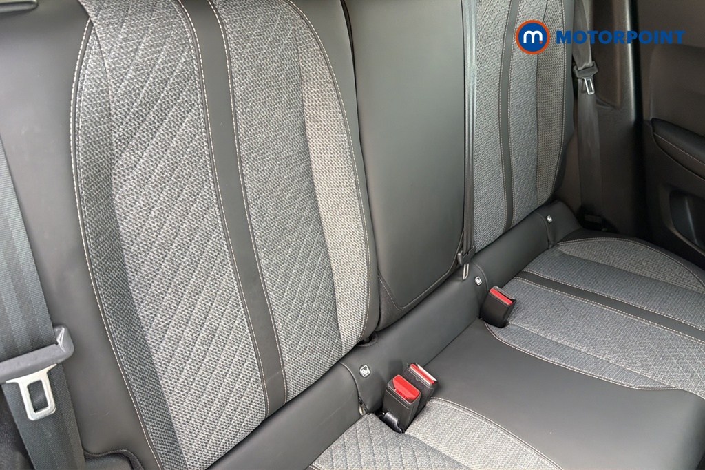 Peugeot 2008 Allure Manual Petrol SUV - Stock Number (1644490) - 25th supplementary image