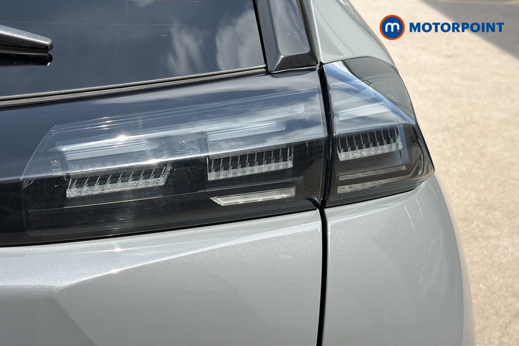 Peugeot 2008 Allure Manual Petrol SUV - Stock Number (1644490) - 36th supplementary image
