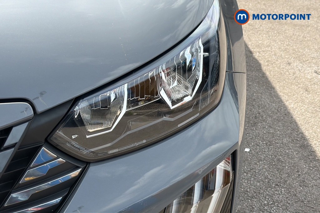 Peugeot 2008 Allure Manual Petrol SUV - Stock Number (1644490) - 42nd supplementary image